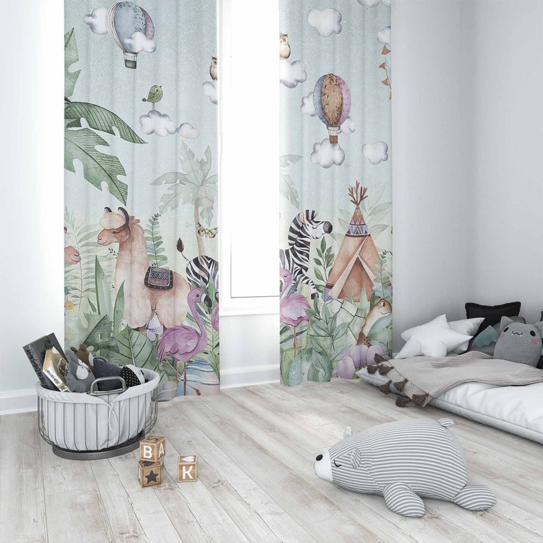 سفاري الحيوانات حفلة الحضانة ا - مراجعة Baby Nursery Curtains وسعره