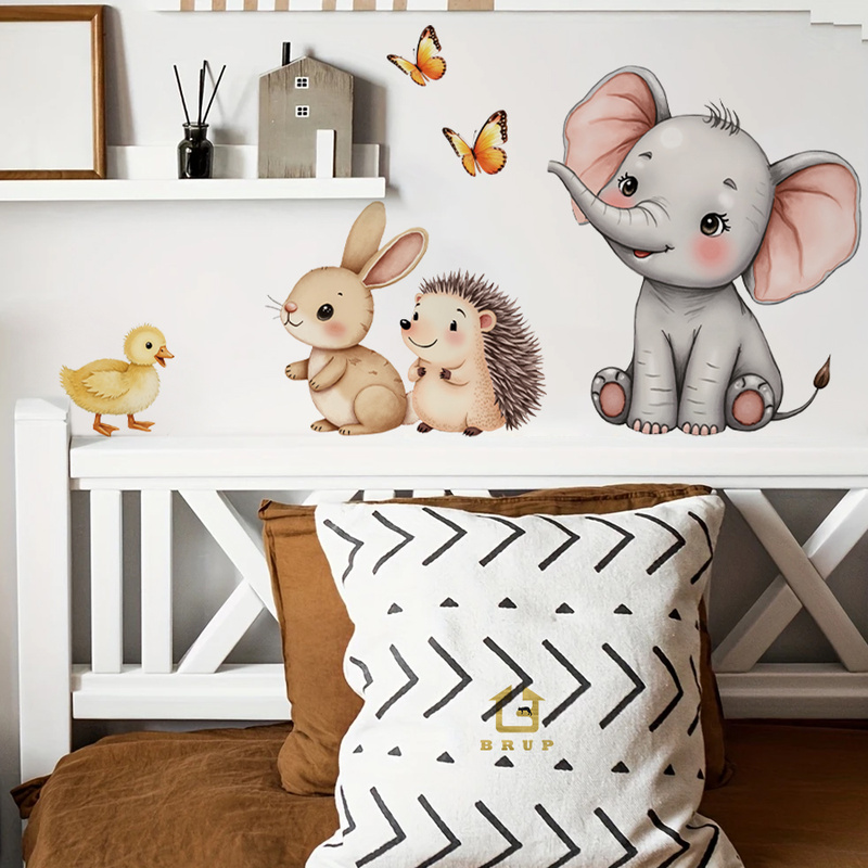 ملصق حائط على شكل حيوانات كرتو - مراجعة Baby Nursery Wall Art وسعره