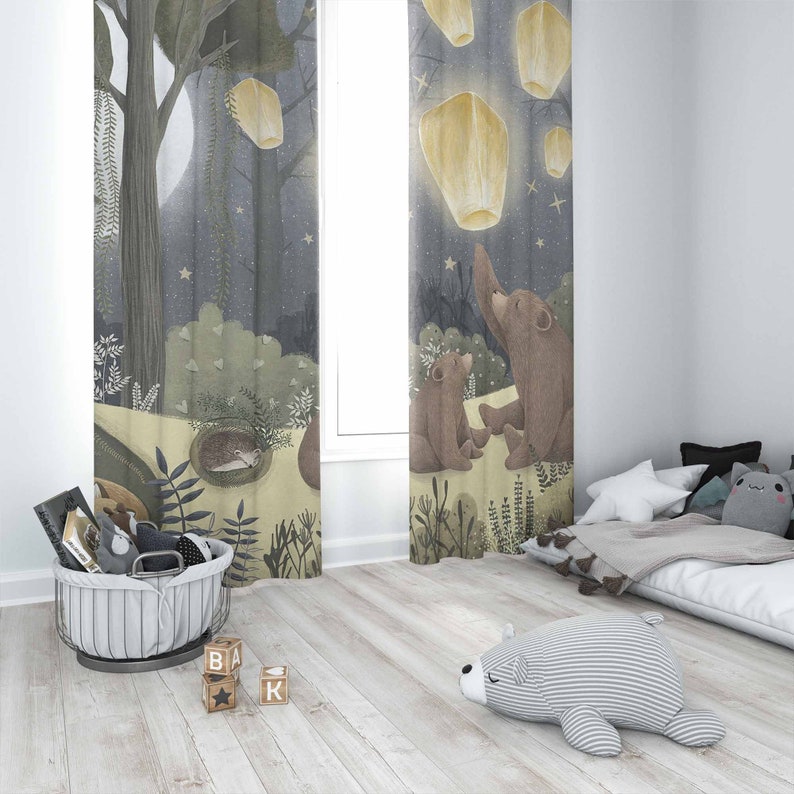 ستائر حضانة الغابات على شكل حي - مراجعة Baby Nursery Curtains وسعره